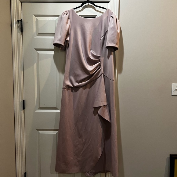 NWT! Xscape Side Ruched Ruffle Details Scuba Crepe Gown 22W - Picture 2 of 8